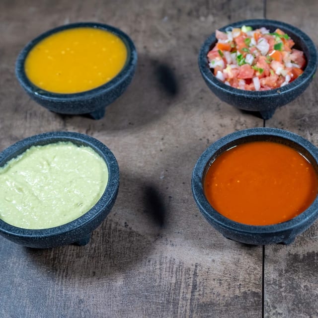 Buffalo (Hot) Sauce.